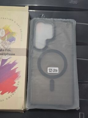 S25 Ultra Clear Black Magnetic Wireless Charging Case - Compatible